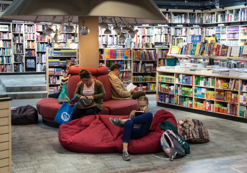 ecommerce-SEILLONS SOURCE D ARGENS-min_books_bookstore_book_reader_readers_reading_shop_sale_books-849006